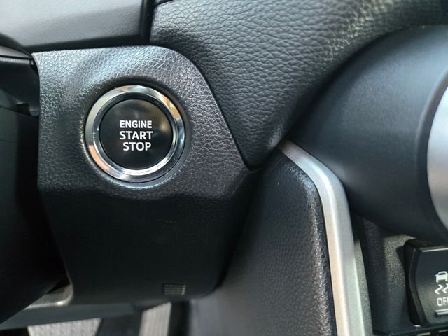 Used 2025 White Toyota XLE image 15