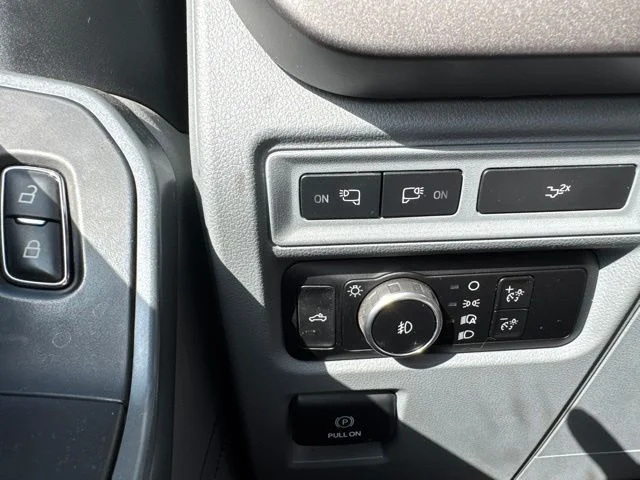 Used 2024 Blue Ford XLT image 25
