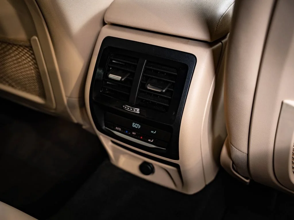 Used 2019 Alpine White BMW xDrive30i image 35