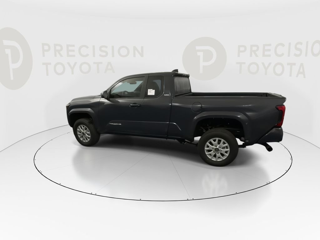 2026 Toyota Tacoma SR5 - Photo 13