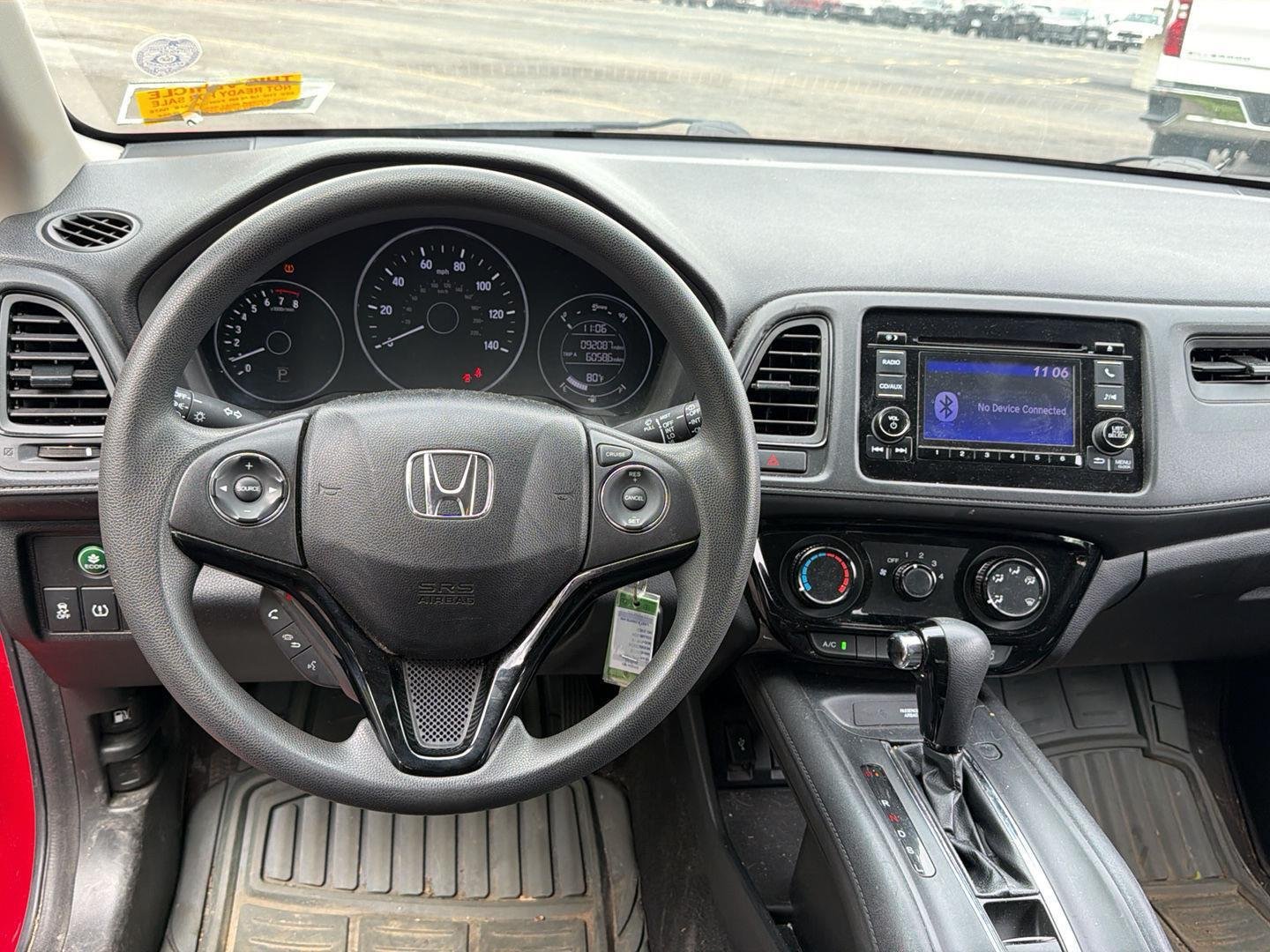 Used 2018 Milano Red Honda LX image 3