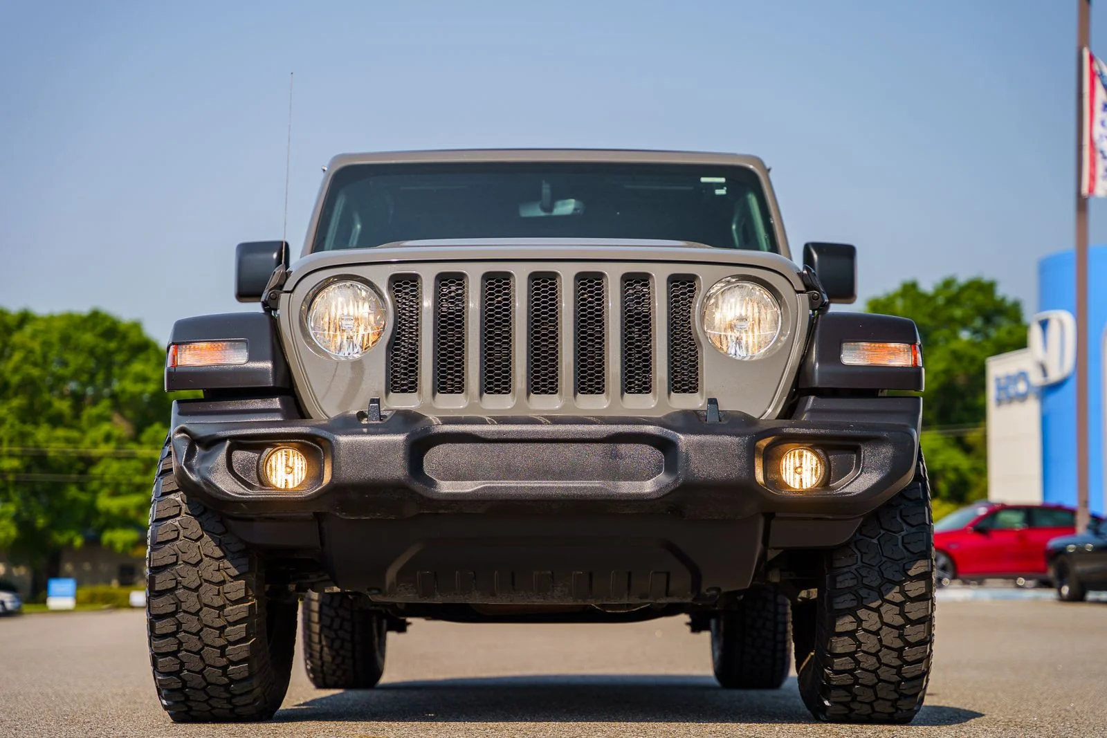 Used 2021 Gray Jeep Unlimited Sport S image 2