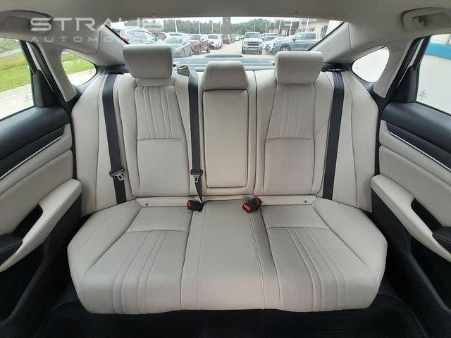 Used 2019 Platinum White Pearl Honda Touring image 47
