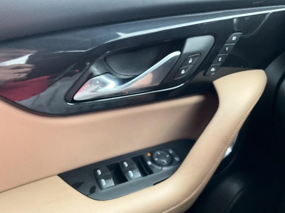 Used 2020 Black Chevrolet Premier image 31