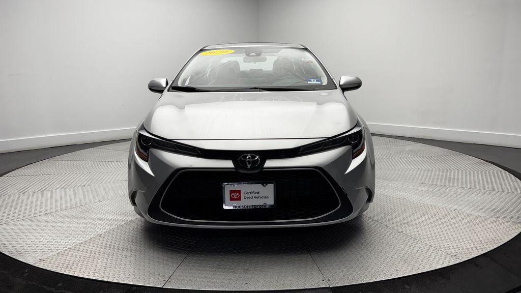 Used 2020 Silver Toyota XLE image 44