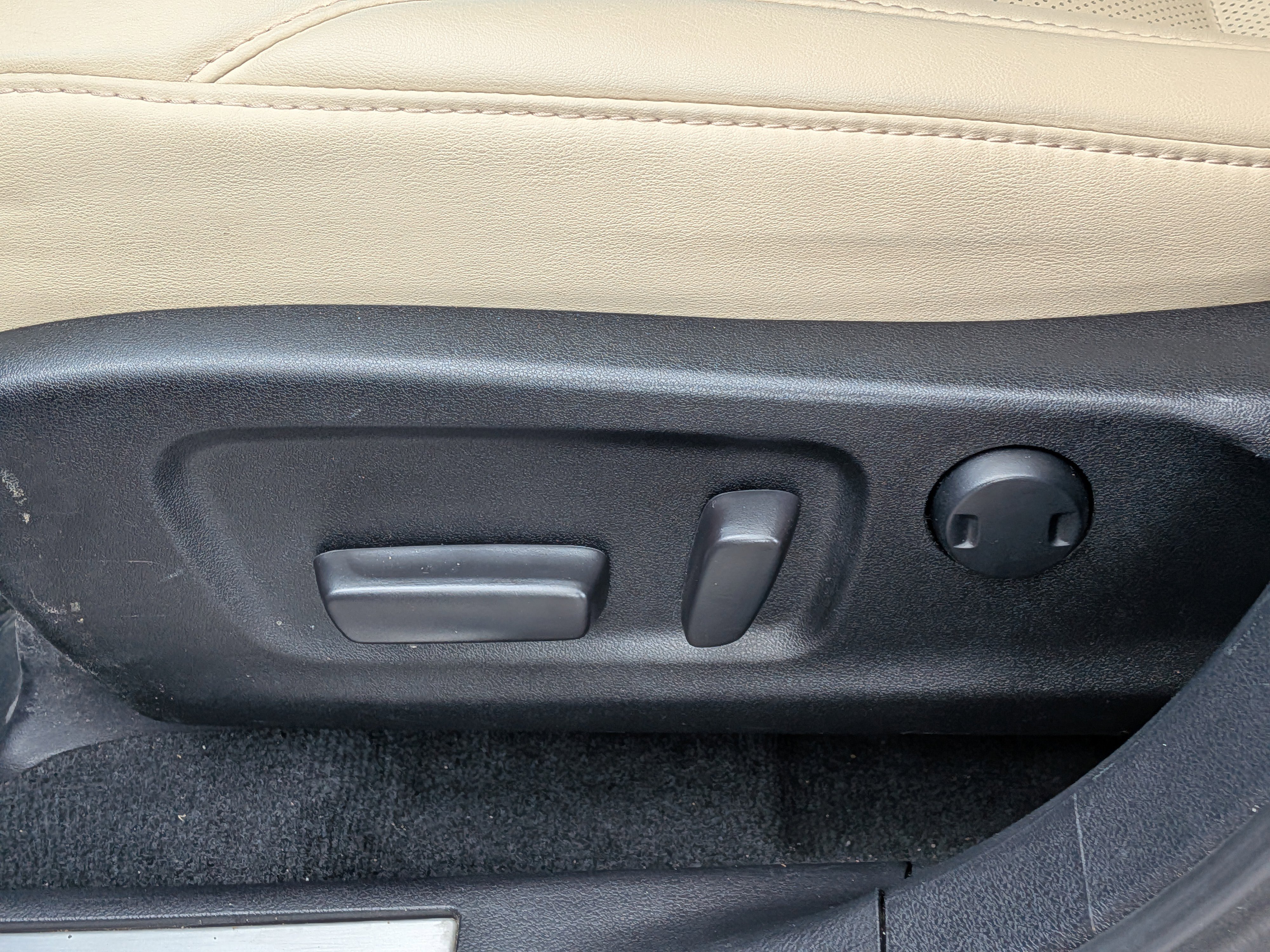 Used 2021 Gray Pearl Lexus RX 350 image 22