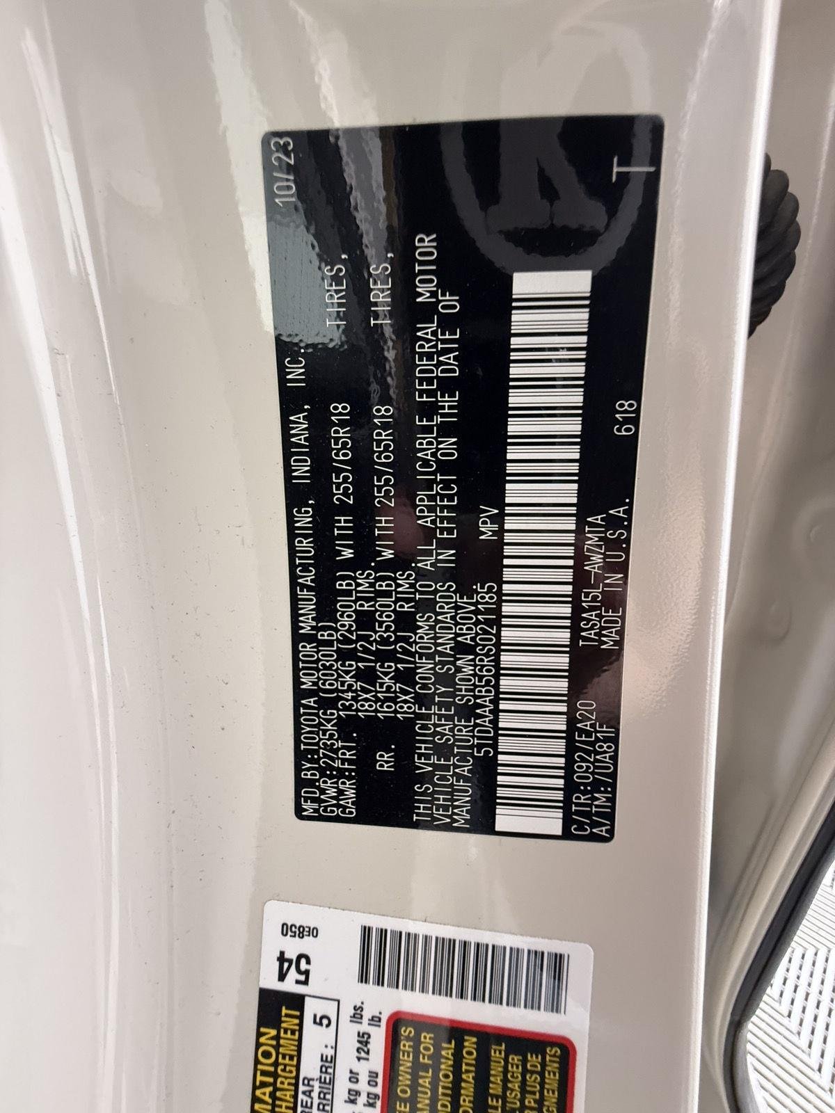 Used 2024 Coastal Cream Toyota XLE image 29