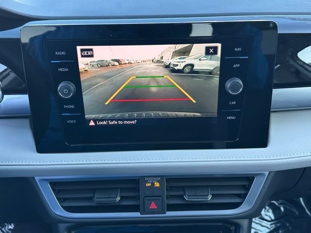 New 2026 Pure White Volkswagen 1.5T SEL image 38