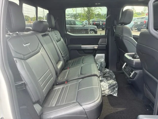 New 2026 Star White Metallic Tri-Coat Ford Platinum® image 30