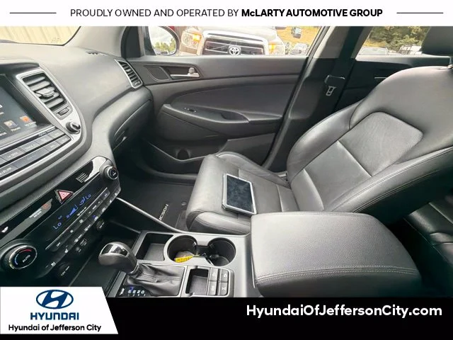 Used 2016 Gray Hyundai Limited image 23