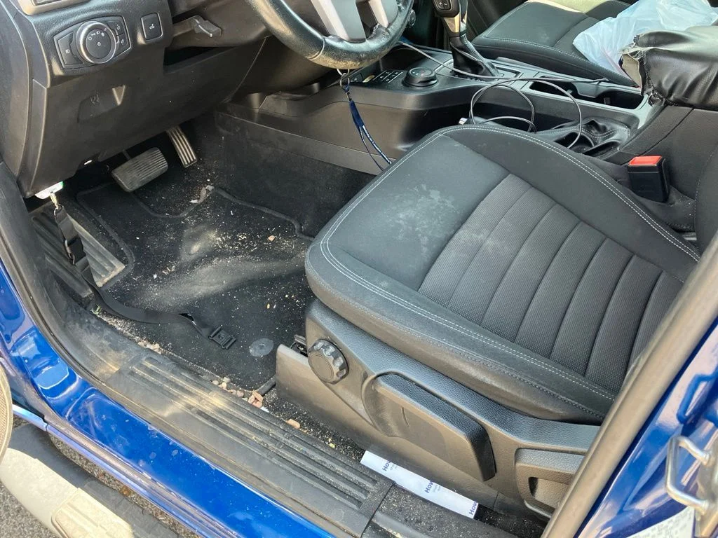 Used 2019 Blue Ford XLT image 10