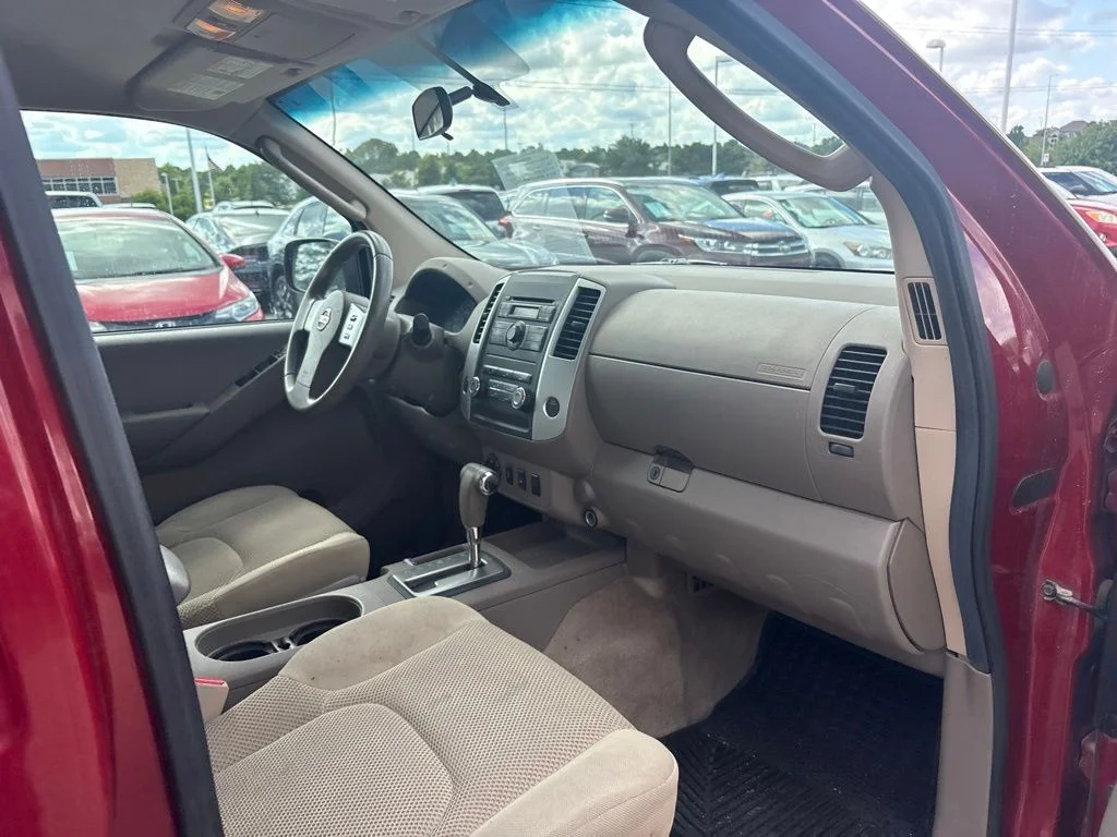 Used 2011 Red Nissan SV image 20