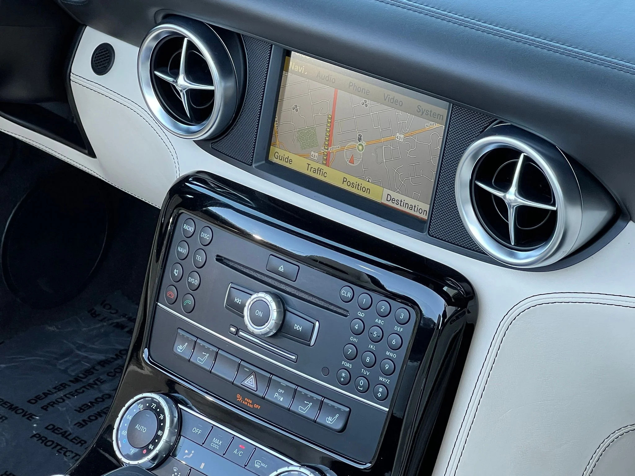 Used 2012 Silver Mercedes-Benz Base image 33