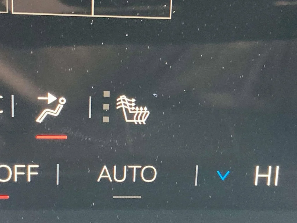 New 2026 Sterling Metallic GMC Elevation image 21