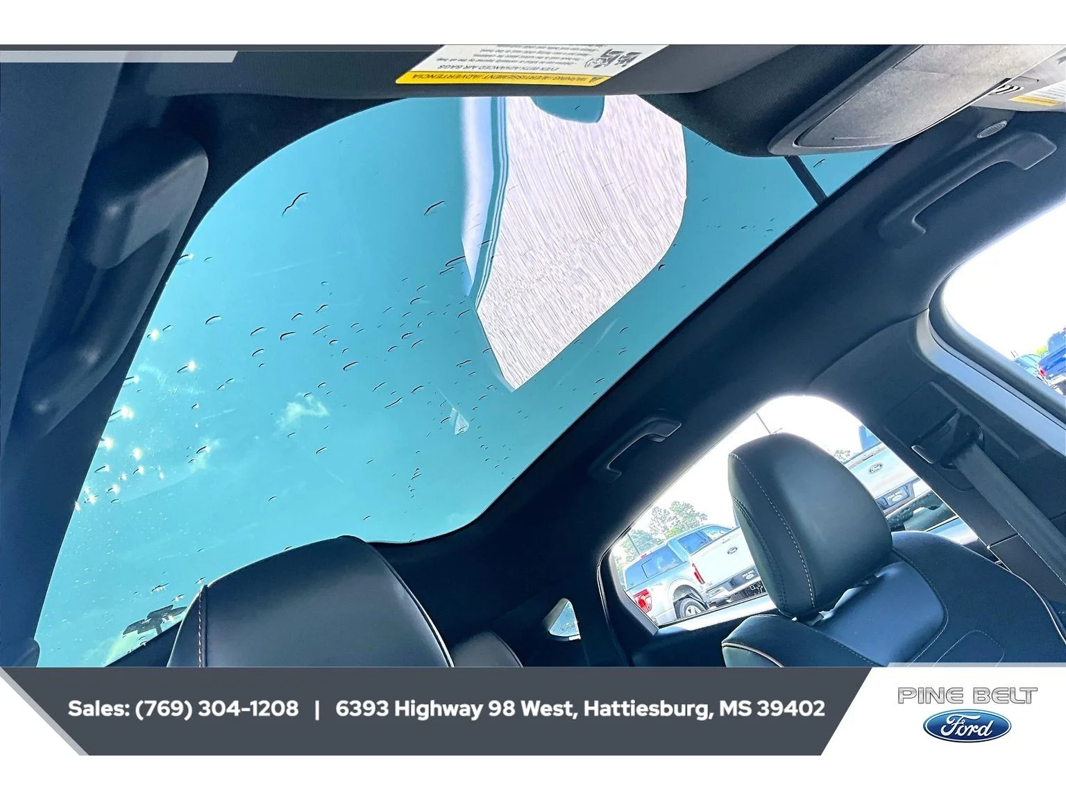 Used 2023 Space White Metallic Ford GT image 15
