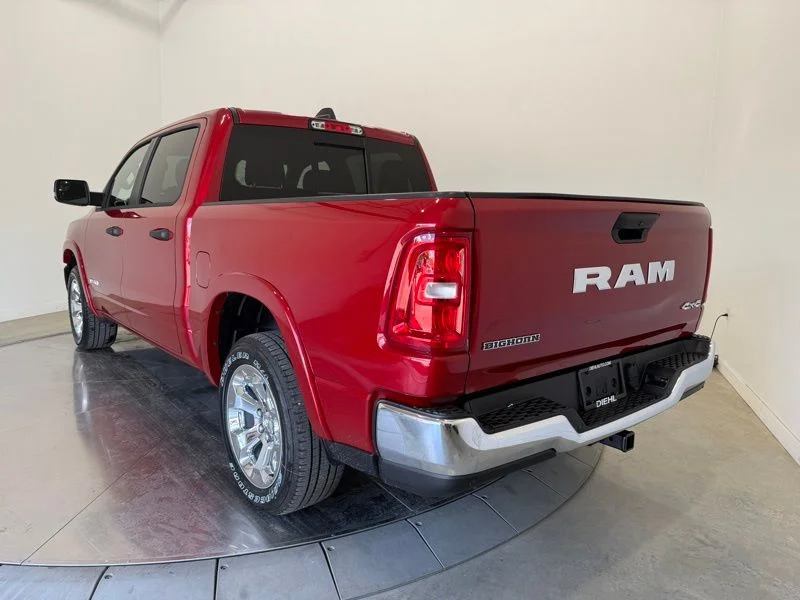 New 2026 Molten Red Pearl-Coat Exterior Paint RAM Big Horn/Lone Star image 5