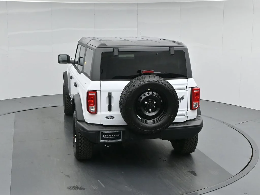 New 2026 White Ford Big Bend image 39