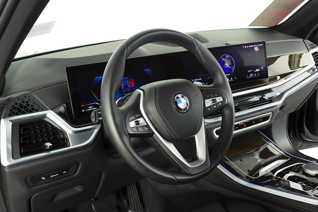 Certified Used 2024 Black Sapphire Metallic BMW sDrive40i image 31