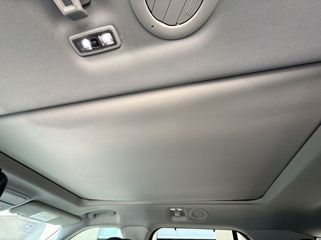 Used 2021 Blue Ford Limited image 17