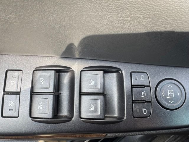 Used 2016 Black Chevrolet LT image 8