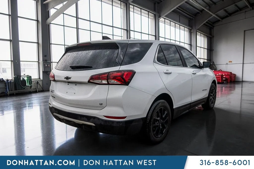 Used 2024 White Chevrolet LT image 31