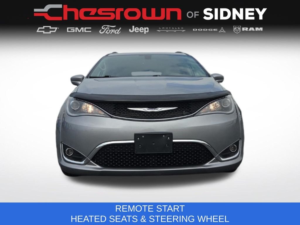 Used 2019 Silver Chrysler Touring L image 10