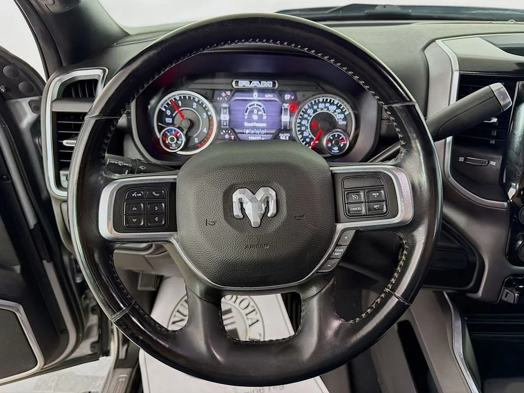 Used 2022  Ram Laramie image 13