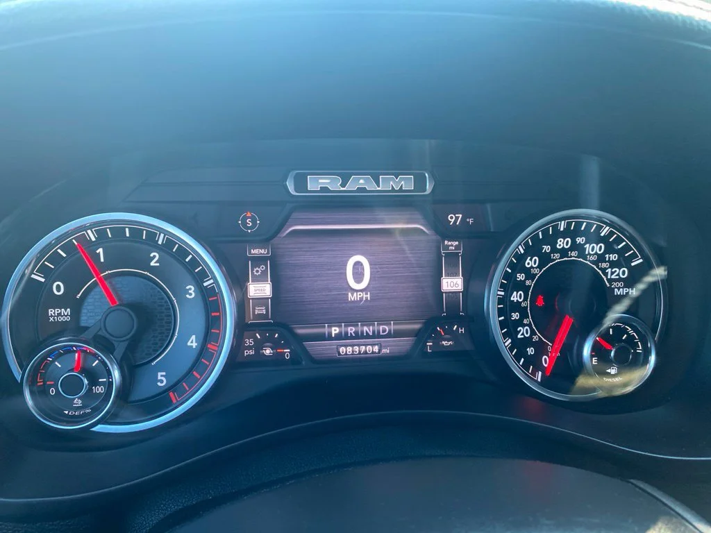 Used 2022  Ram Laramie image 24