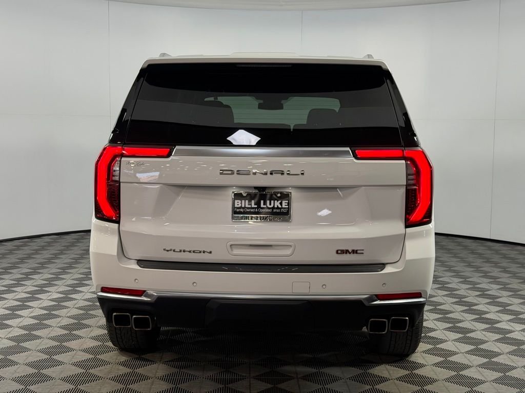 Used 2025 White GMC Denali image 7