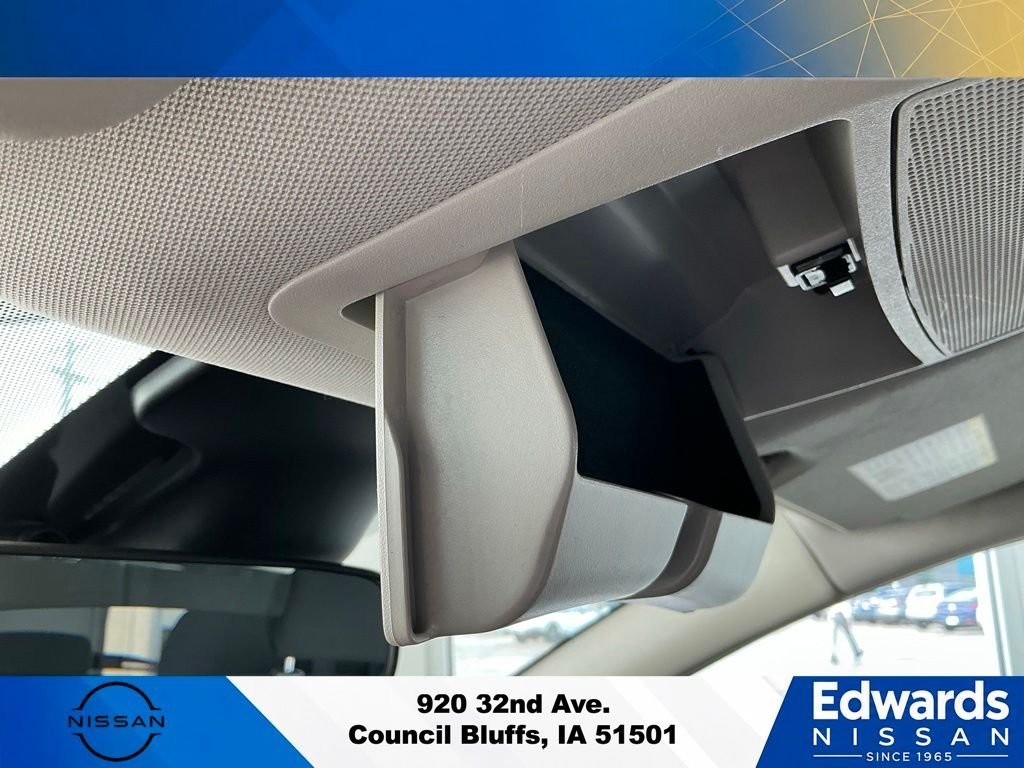 Used 2021 Black Nissan S image 25