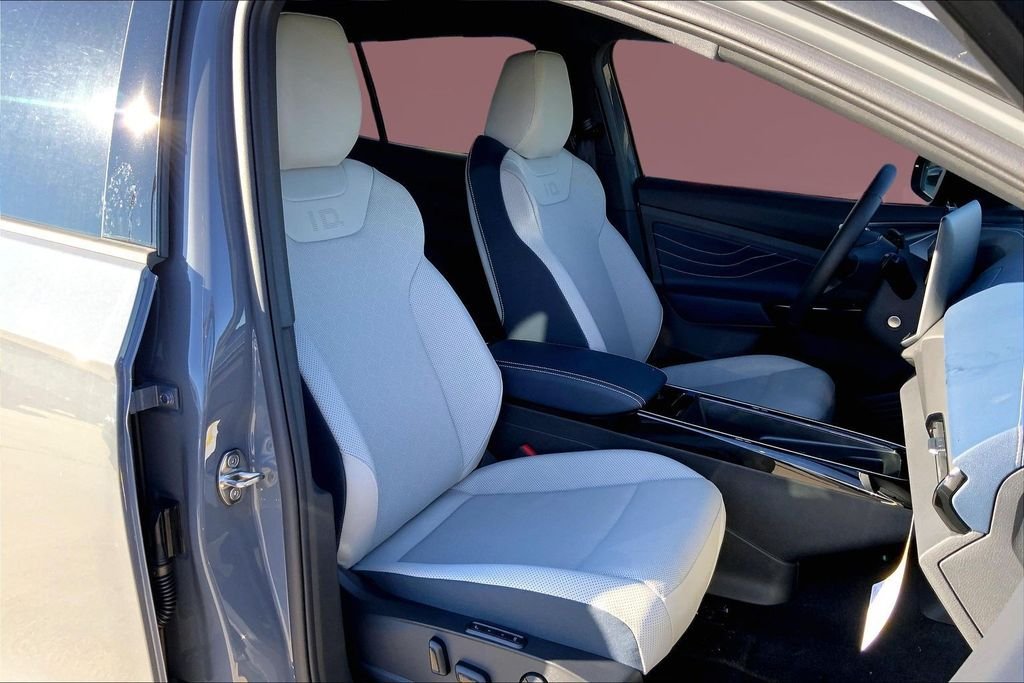 Used 2025 Pure Gray Volkswagen Pro S image 11
