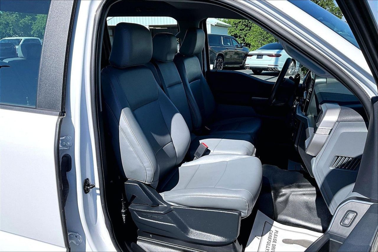 Used 2022 OXFORD WHITE Ford XL image 31