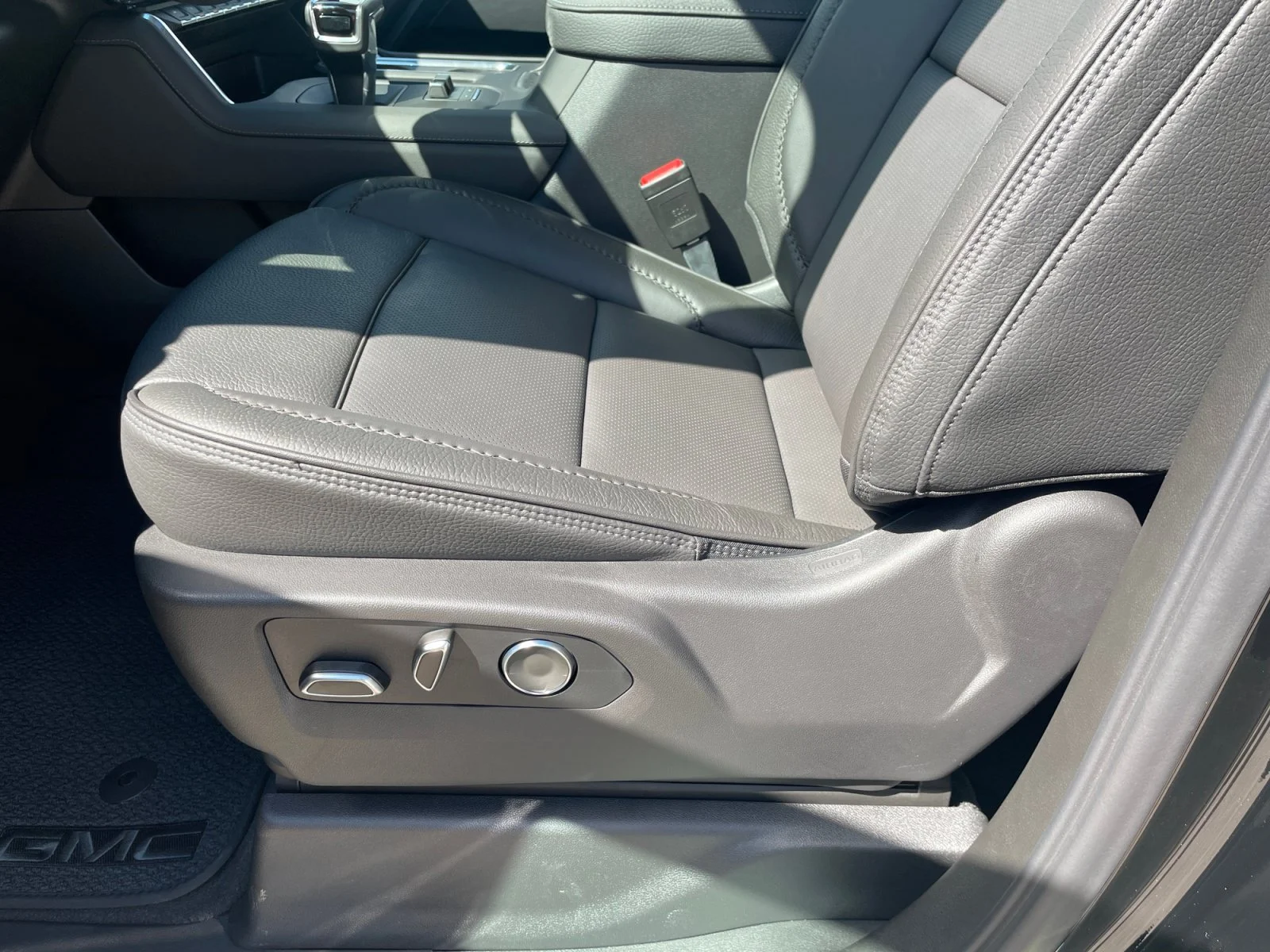 New 2026 Onyx Black GMC Denali image 14