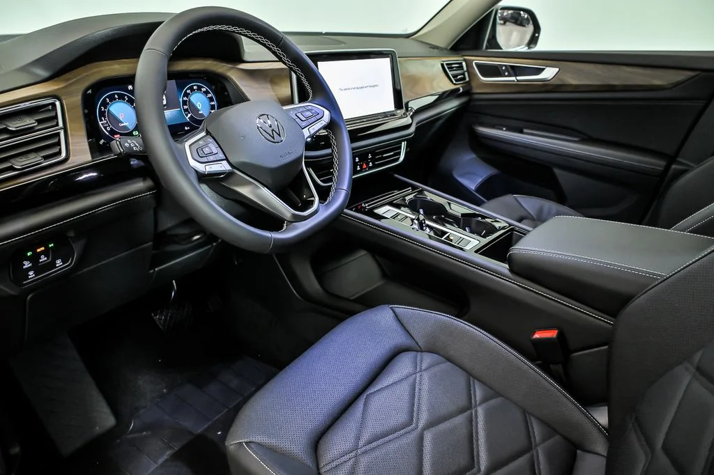 New 2026 Gray Volkswagen 2.0T SE w/Technology image 6