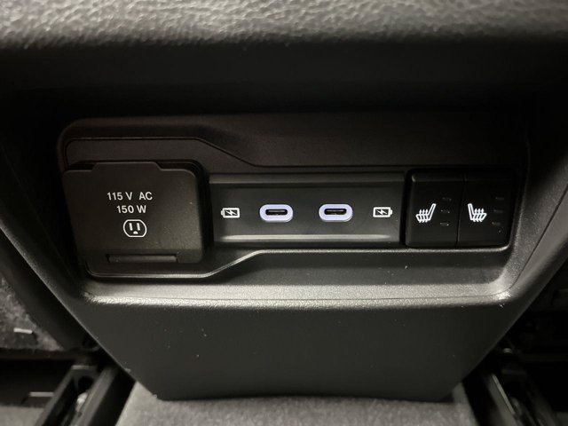Used 2026 Diamond Black Crystal Pearlcoat Jeep Limited Reserve image 14