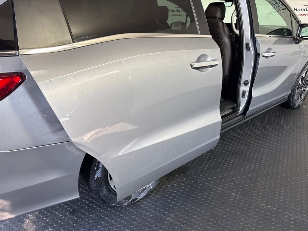 2023 Honda Odyssey EX-L - Photo 7