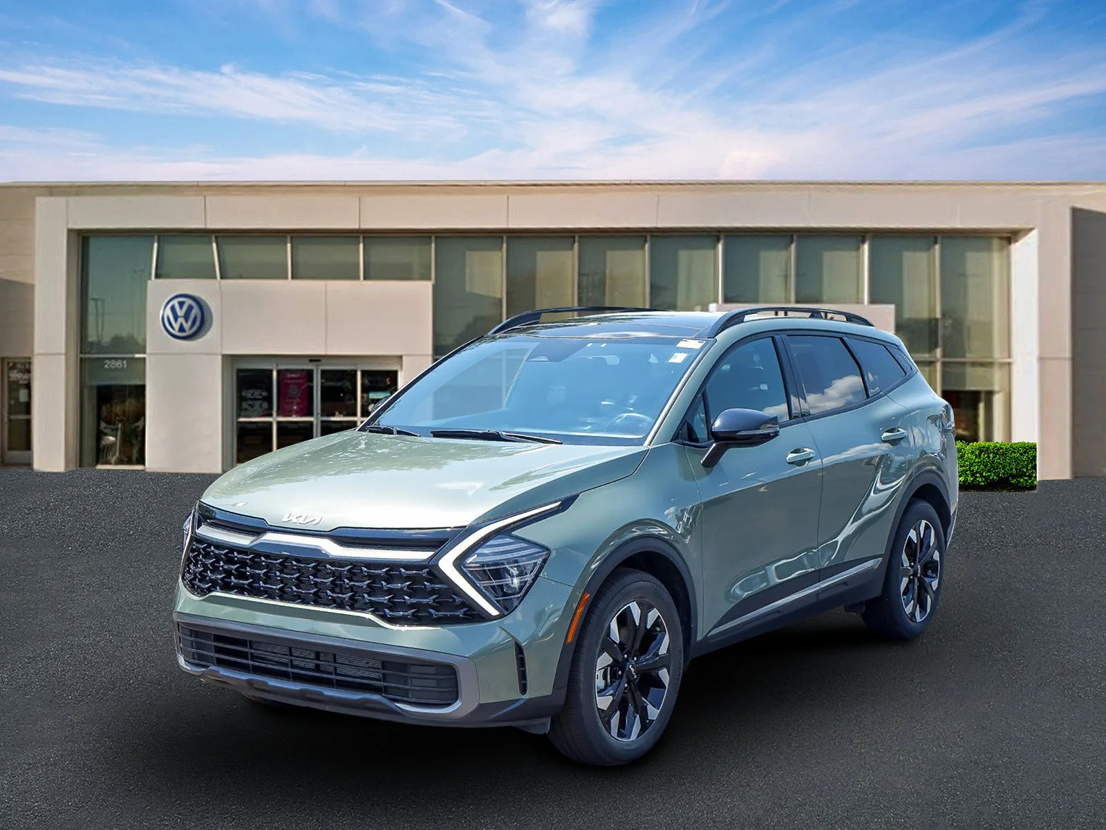Used 2024 Jungle Green Kia X-Line image 2