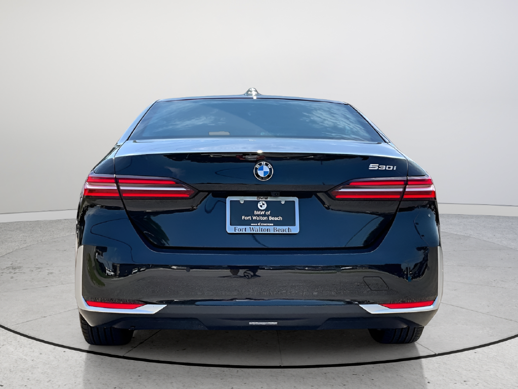 Used 2026 Black BMW 530i image 5