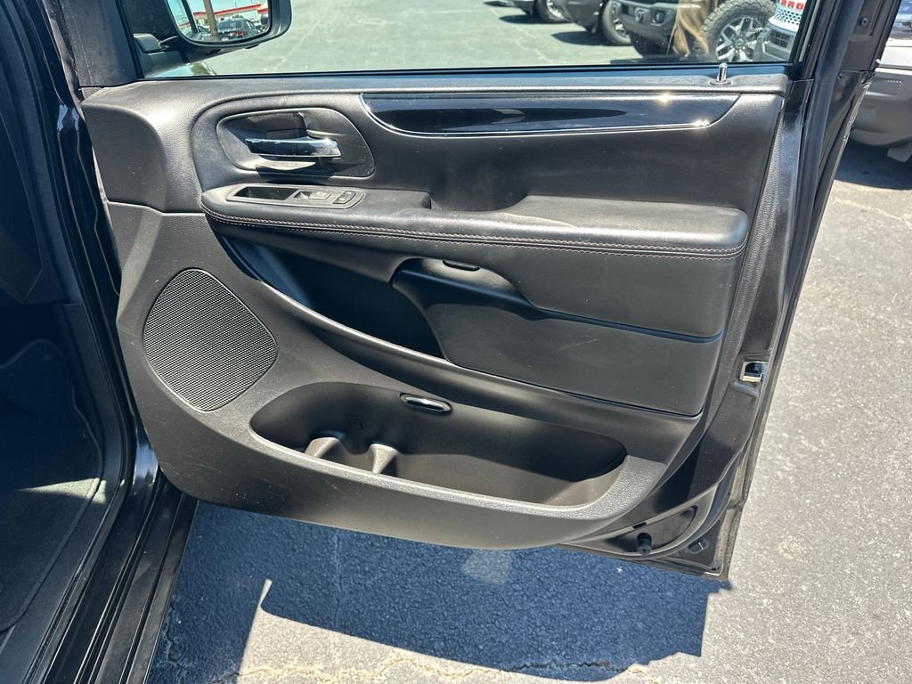 Used 2020 Black Dodge SE Plus image 14