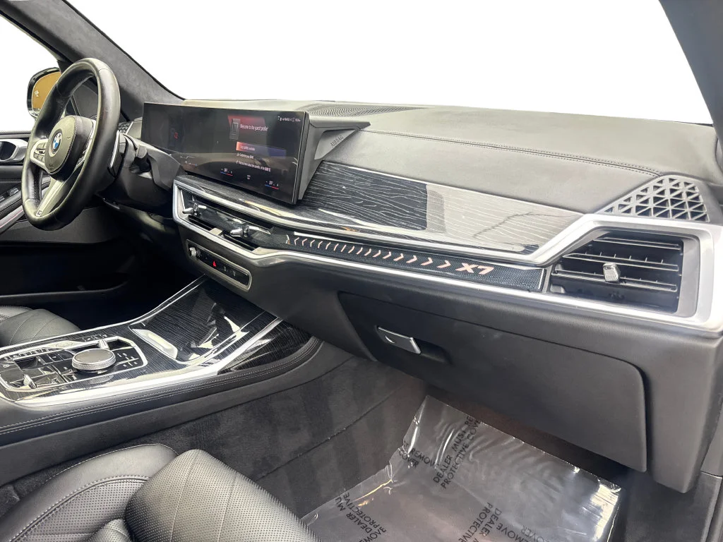 Used 2023 Black BMW xDrive40i image 58