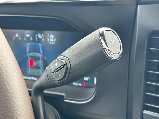 New 2026 Star White Metallic Tri-Coat Ford F-350® King Ranch® image 47