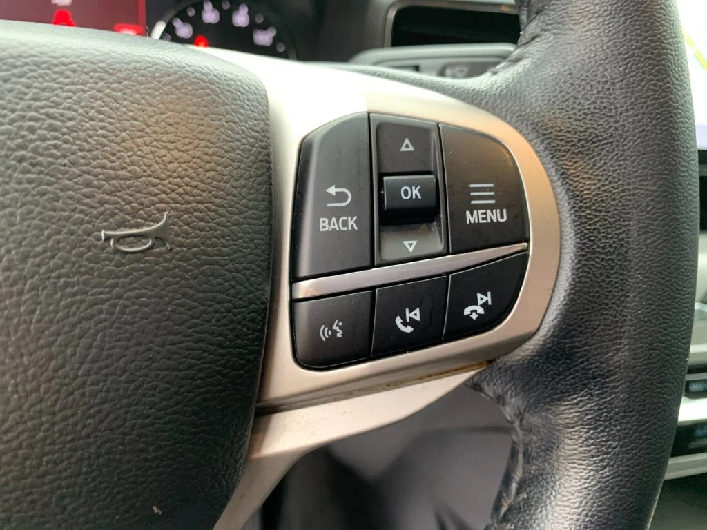 Used 2022 Red Ford XLT image 30