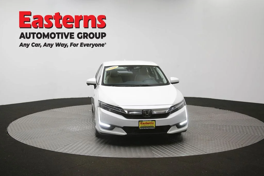 Used 2018 White Honda Touring image 50