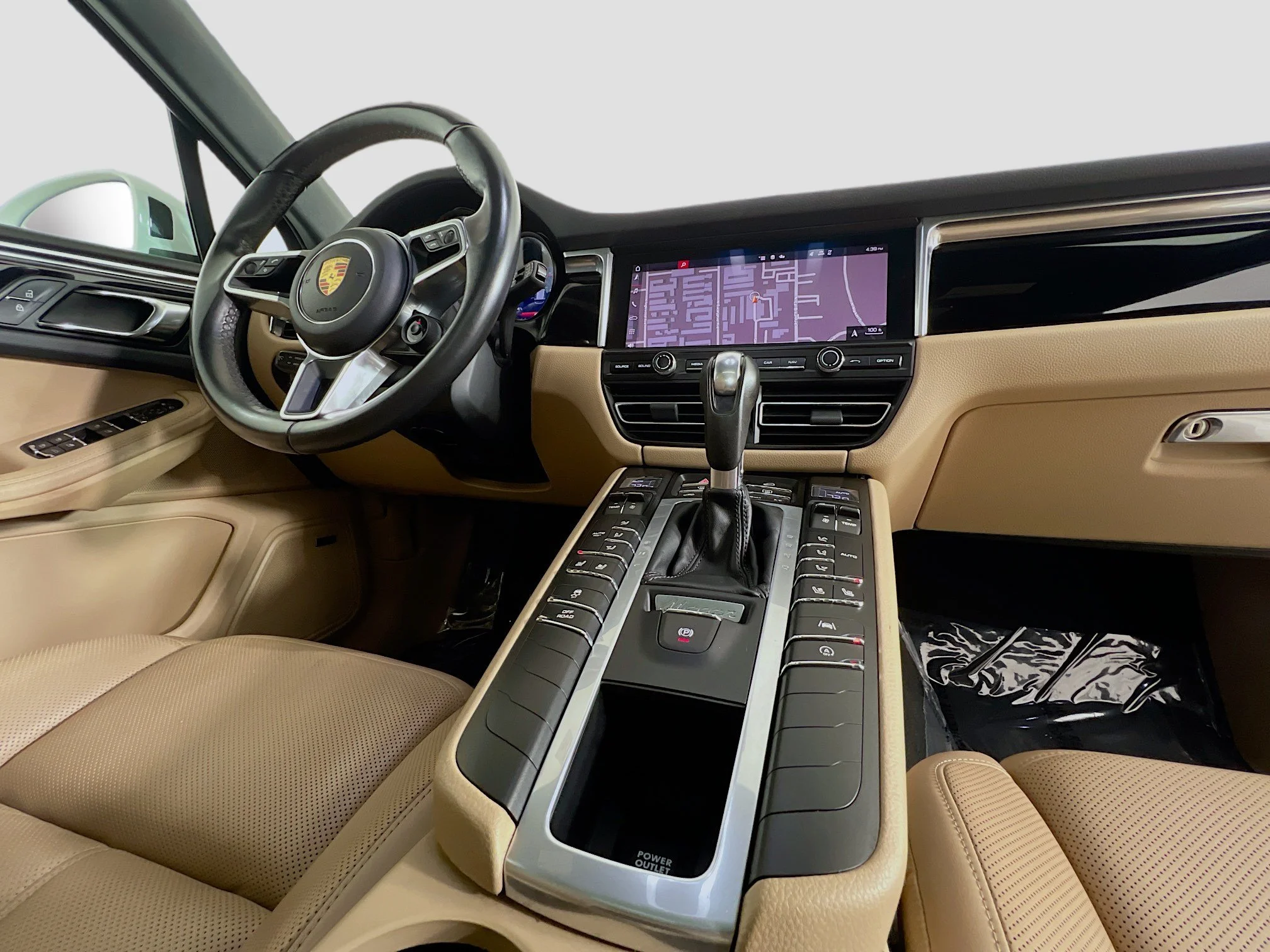 Used 2020 White Porsche S image 37