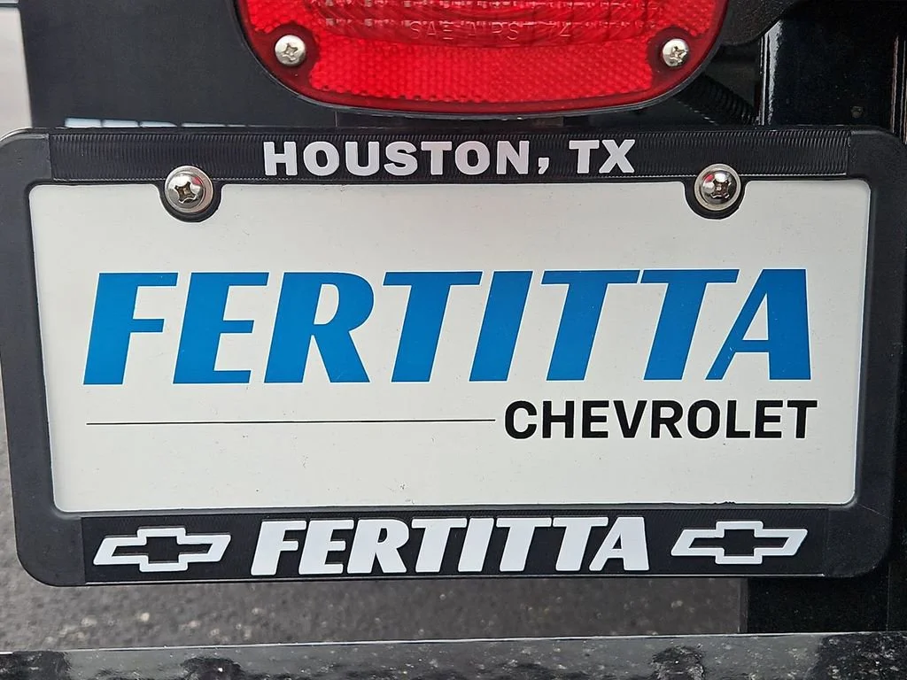 New 2024 Summit White Chevrolet Work Truck image 23