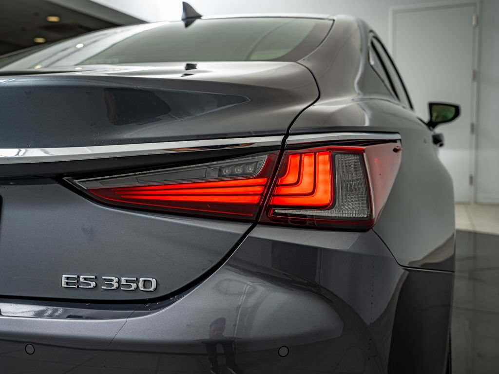 Used 2019 Gray Pearl Lexus 350 image 15