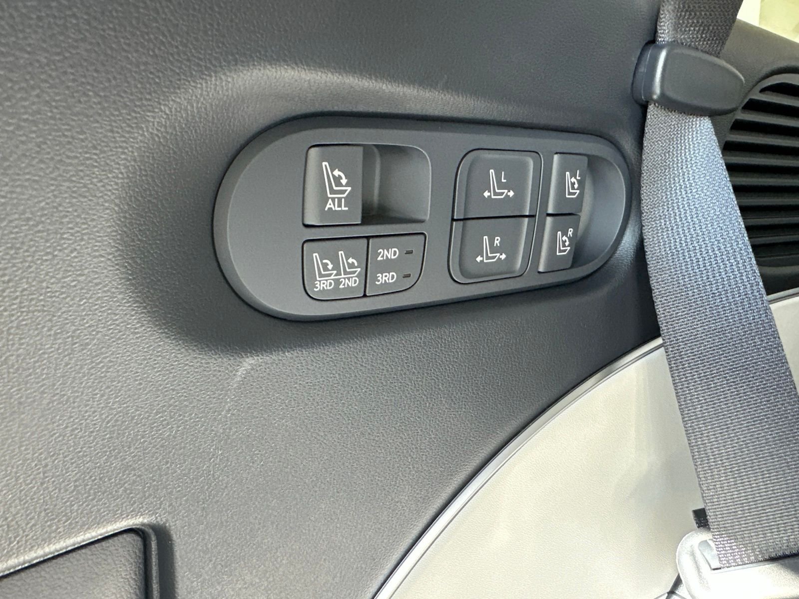 New 2027  Hyundai Calligraphy AWD image 24