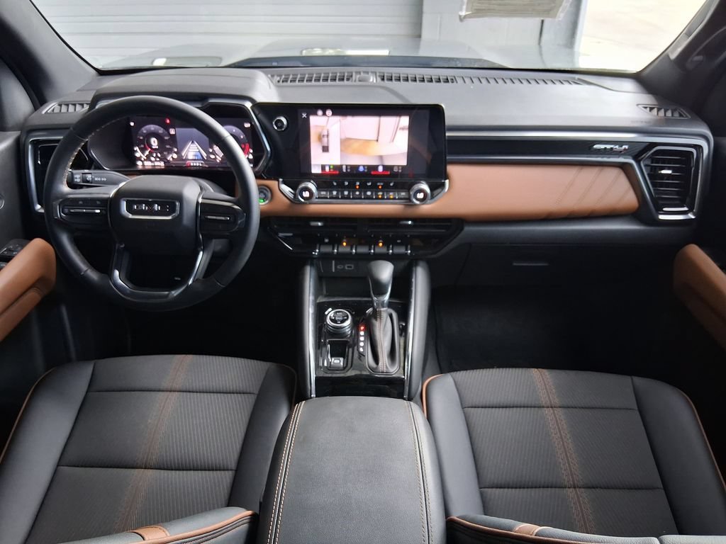 Used 2024 Sterling Metallic GMC AT4 image 9