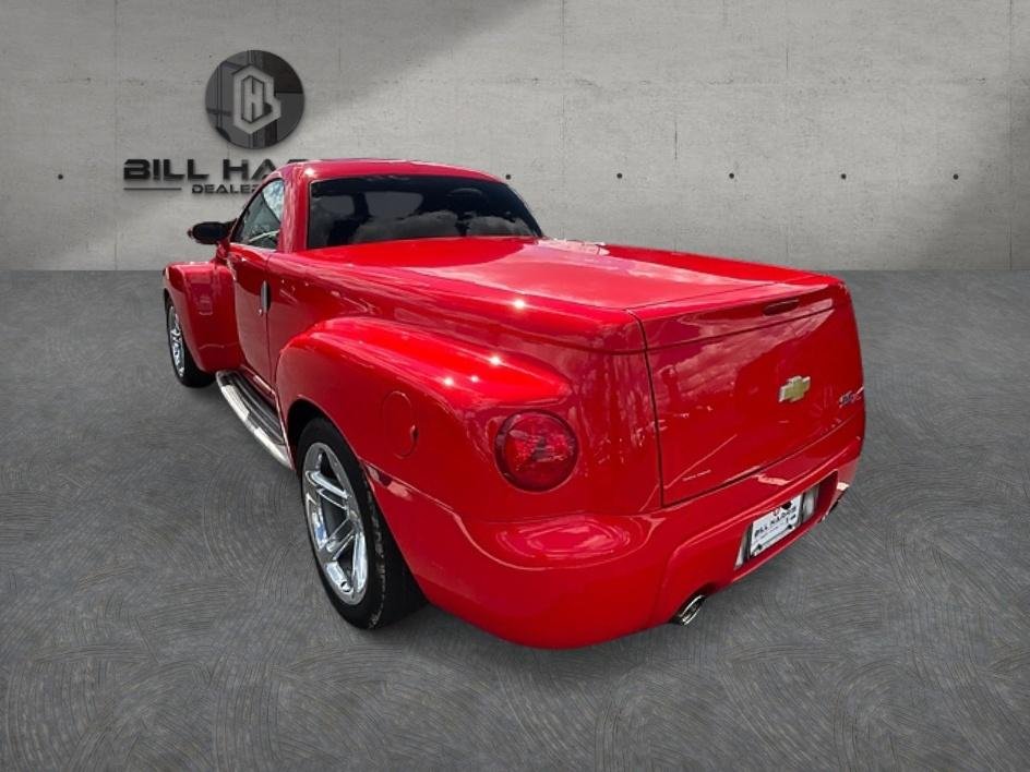 Used 2005 Red Chevrolet Base image 7