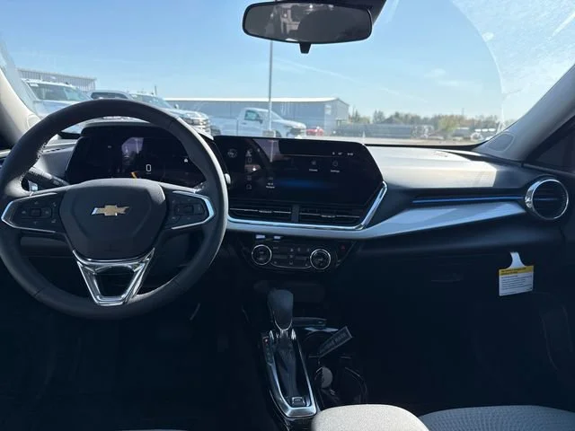 New 2026 Mosaic Black Metallic Chevrolet LT image 13